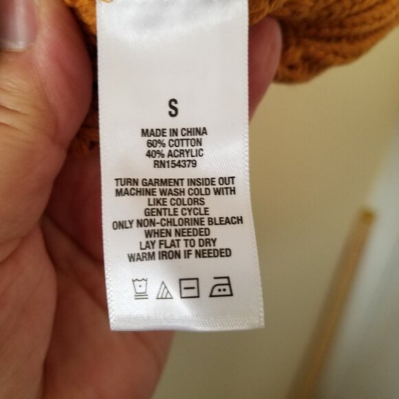 Aeropostale off the shoulder cold shoulder brown sweater cables size S - Picture 4 of 10